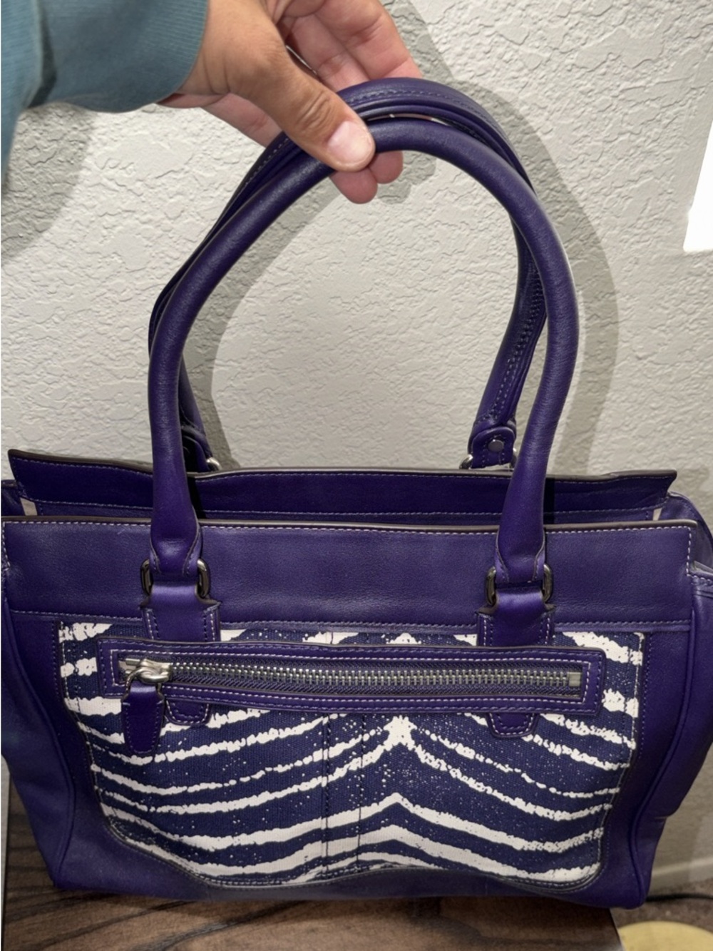 Coach Legacy Zebra Print Medium Carryall Bag - Picture 2 of 7